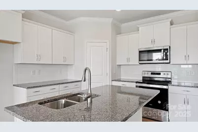 354 Creekview Road, Hendersonville, NC 28792 - Photo 5