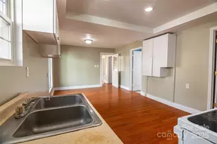 126 Hill St, Forest City, NC 28043 - Photo 9