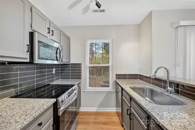 6407 Windsor Gate Lane, Charlotte, NC 28215 - Photo 1