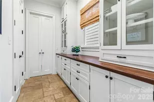 6321 Sharon Hills Rd, Charlotte, NC 28210 - Photo 21