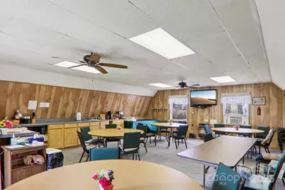 302 Meadowbrook Court, Hendersonville, NC 28792 - Photo 47