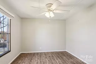 302 Meadowbrook Ct, Hendersonville, NC 28792 - Photo 23