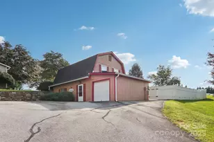 302 Meadowbrook Ct, Hendersonville, NC 28792 - Photo 41