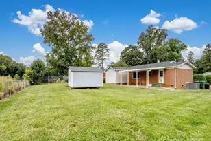 325 Prince Charles St, Charlotte, NC 28213 - Photo 29