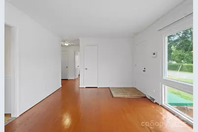 325 Prince Charles Street, Charlotte, NC 28213 - Photo 7