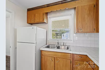 325 Prince Charles Street, Charlotte, NC 28213 - Photo 11