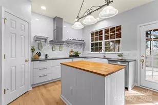 5571 Cambridge Bay Dr, Charlotte, NC 28269 - Photo 15