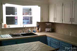 1339 Carmen Ln, Gastonia, NC 28054 - Photo 9