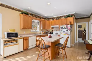 70 Pierce Elders Rd, Whittier, NC 28789 - Photo 13