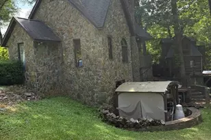 341 N Oak St, Statesville, NC 28677 - Photo 3