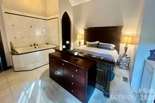 341 N Oak St, Statesville, NC 28677 - Photo 7