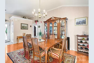 21 Old Applewood Lane, Hendersonville, NC 28739 - Photo 17