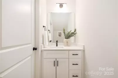 7034 Lakeside Drive, Charlotte, NC 28215 - Photo 19