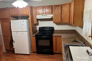 402 Horah Street E, Salisbury, NC 28144 - Photo 5