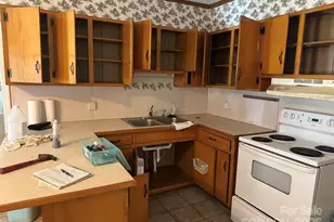 82 Merry Cove Rd, Sylva, NC 28779 - Photo 9