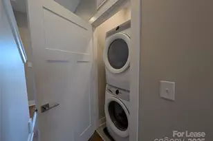 2322 Elizabeth Ml Pl, Charlotte, NC 28208 - Photo 15