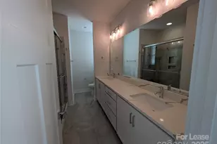 2322 Elizabeth Ml Pl, Charlotte, NC 28208 - Photo 19