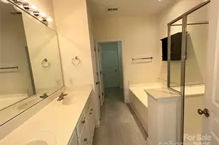 8649 Brookings Dr, Charlotte, NC 28269 - Photo 15