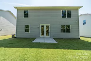 3324 Blf Hl Ln, Charlotte, NC 28215 - Photo 39