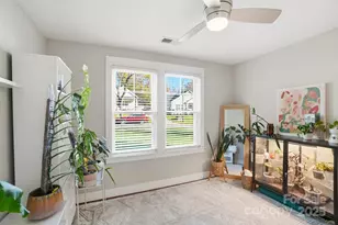 161 N Smallwood Pl, Charlotte, NC 28216 - Photo 23