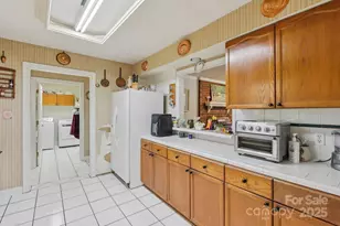 6137 Loch Arbor Ln, Mint Hill, NC 28227 - Photo 11