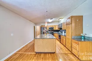 107 Sugar Mill Woods Dr, Zirconia, NC 28790 - Photo 21