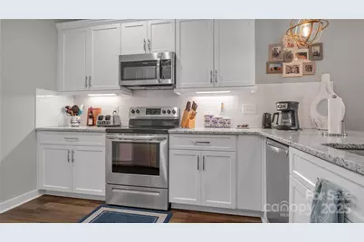 1508 28th Street Lane SE, Hickory, NC 28602 - Photo 9