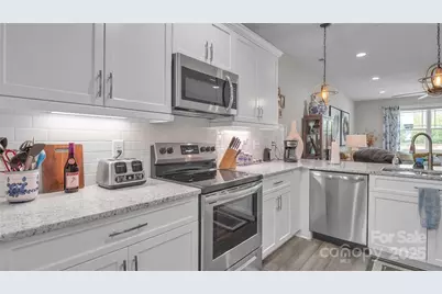 1508 28th Street Lane SE, Hickory, NC 28602 - Photo 13