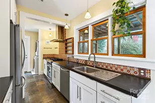 104 Rhododendron Ave, Black Mountain, NC 28711 - Photo 17