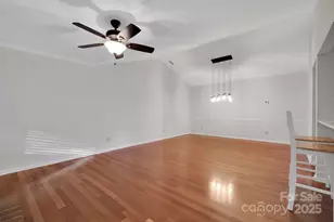 3300 Selwyn Farms Ln, Charlotte, NC 28209 - Photo 9