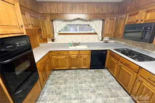 167 E High Rd, Bostic, NC 28018 - Photo 7