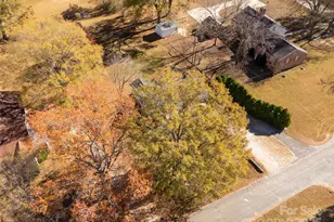 2429 Bartlett St, Lancaster, SC 29720 - Photo 3