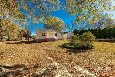 2429 Bartlett Street, Lancaster, SC 29720 - Photo 9