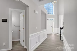 9211 Hickory Tree Ln, Charlotte, NC 28277 - Photo 7