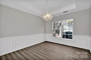 9211 Hickory Tree Ln, Charlotte, NC 28277 - Photo 11