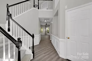 9211 Hickory Tree Ln, Charlotte, NC 28277 - Photo 5