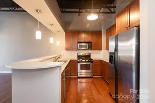 3920 Sharon Rd, Charlotte, NC 28211 - Photo 9