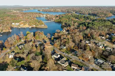 5979 Gold Creek Estate Drive, Hickory, NC 28601 - Photo 39