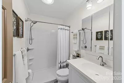 5979 Gold Creek Estate Drive, Hickory, NC 28601 - Photo 25