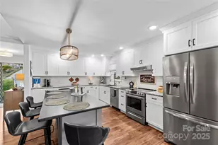 5979 Gold Creek Estate Dr, Hickory, NC 28601 - Photo 7