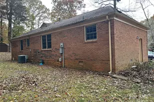 6230 Cross Creek Ln, Charlotte, NC 28212 - Photo 13