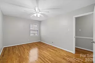 4332 Winedale Ln, Charlotte, NC 28205 - Photo 17