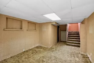 396 S Peak St, Columbus, NC 28722 - Photo 23