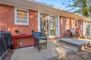 112 Pearson Dr, Asheville, NC 28801 - Photo 35