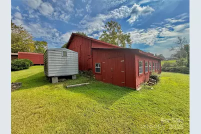 1606 Main Street E, Valdese, NC 28690 - Photo 7