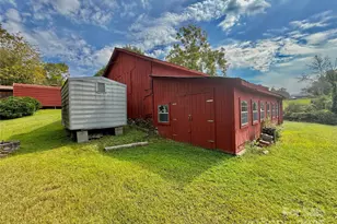 1606 Main St E, Valdese, NC 28690 - Photo 7