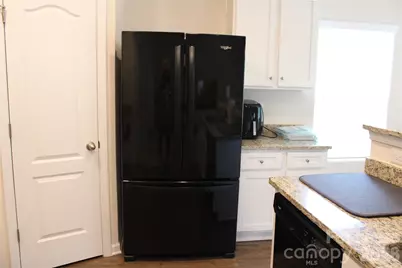 6106 Purbeck Way, Charlotte, NC 28215 - Photo 13