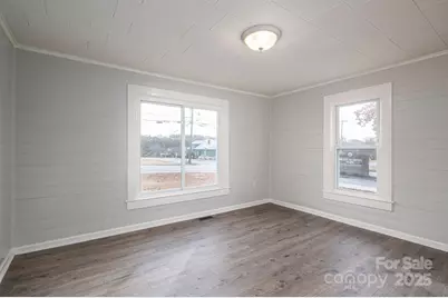 724 S Madison Street, Lincolnton, NC 28092 - Photo 15
