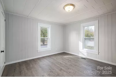 724 S Madison Street, Lincolnton, NC 28092 - Photo 17