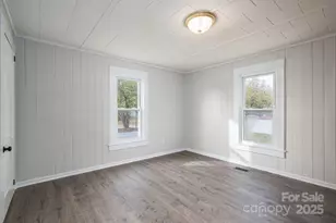 724 S Madison St, Lincolnton, NC 28092 - Photo 17